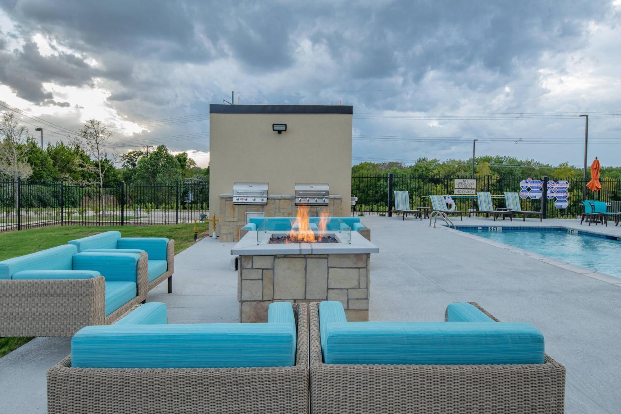 Springhill Suites By Marriott Dallas Mckinney Bagian luar foto