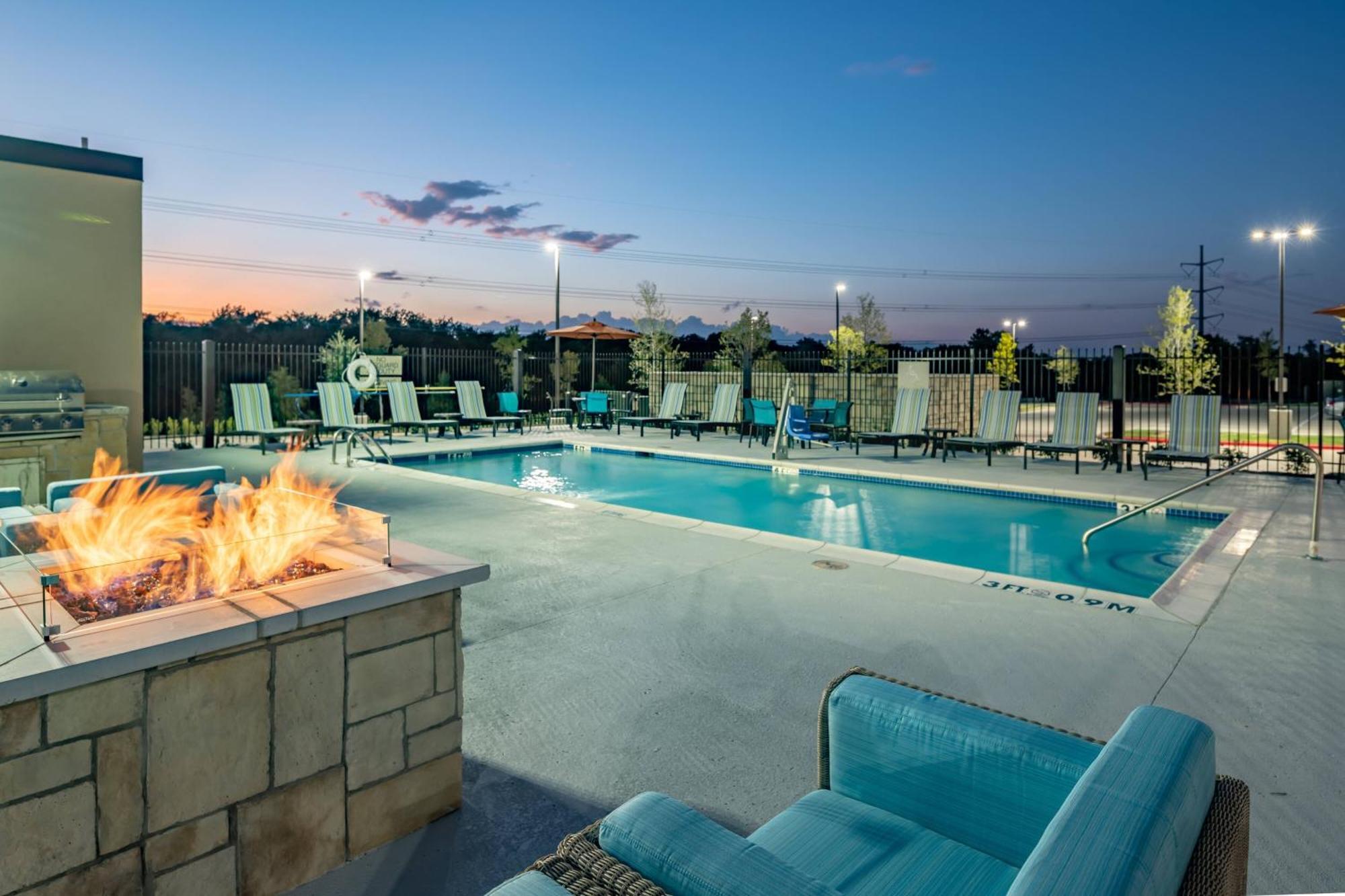 Springhill Suites By Marriott Dallas Mckinney Bagian luar foto