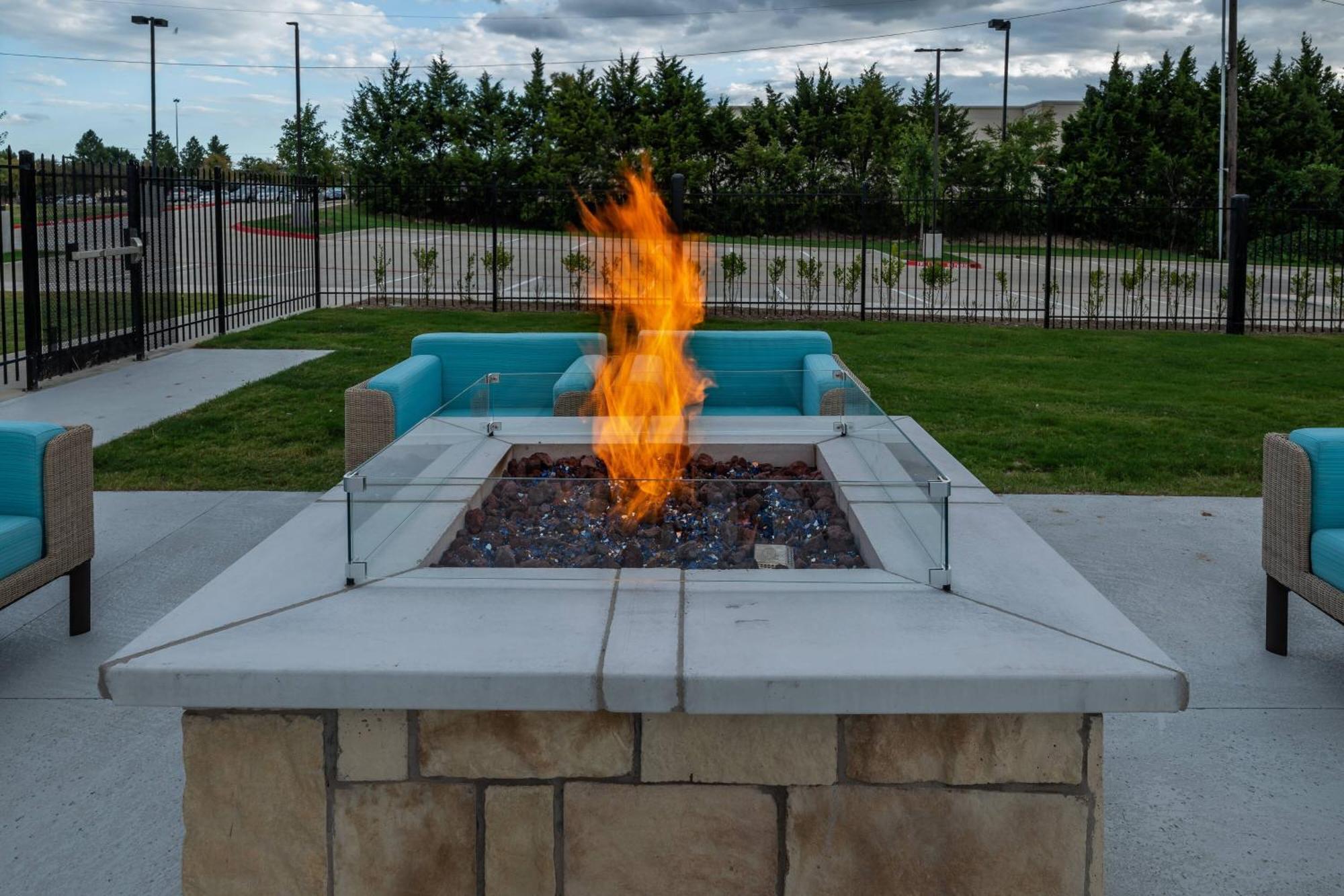 Springhill Suites By Marriott Dallas Mckinney Bagian luar foto